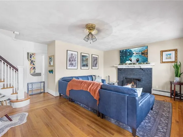 41 Felsmere Ave, Pawtucket, RI 02861