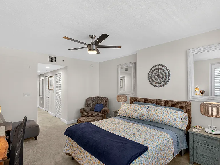 2700 N Federal Hwy #203 — Photo 7