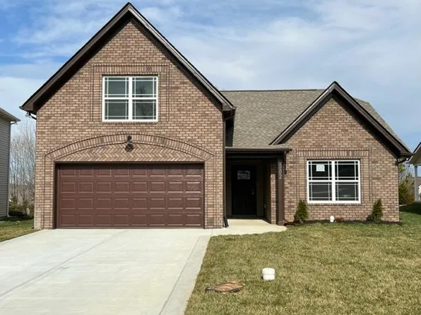 382 Green Hills Dr, Springfield, TN 37172