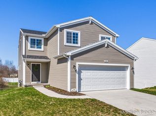 10881 Constant Dr, Allendale, MI