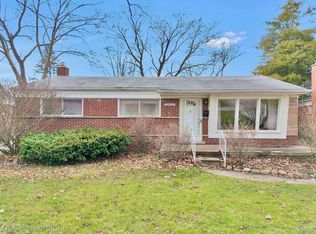 29031 Brody Ave, Westland, MI 48185
