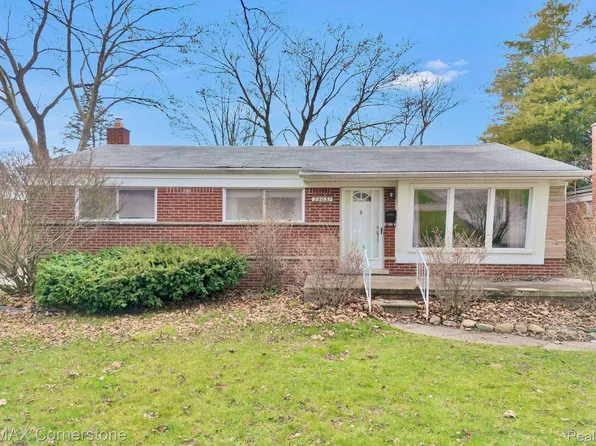 29031 Brody Ave, Westland, MI 48185