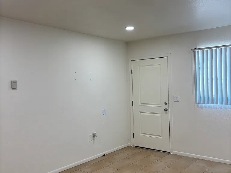 218 E 10th St #218 — Photo 6
