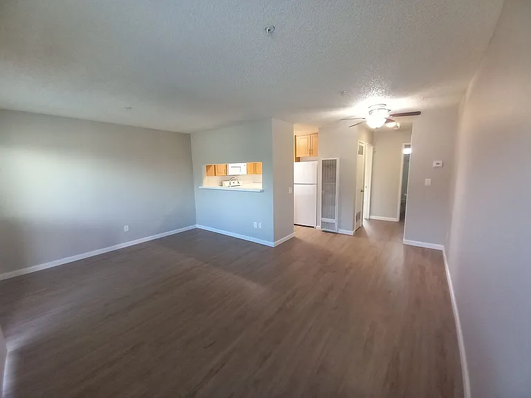 Sea Breeze Apartments for rent in Marina, CA — Photo 15