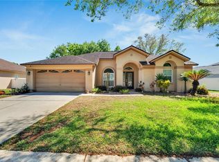 4033 Lithia Ridge Blvd, Valrico, FL 33596