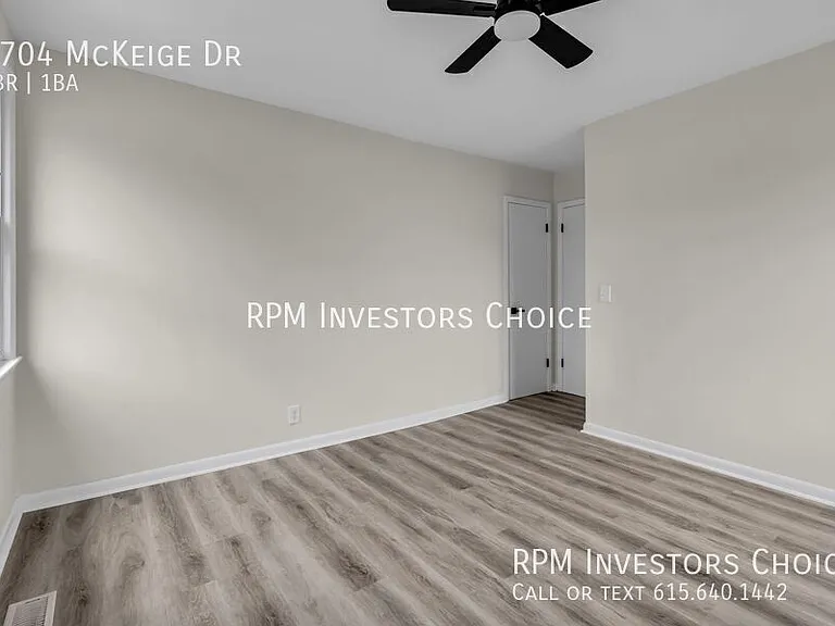 2704 McKeige Dr — Photo 16