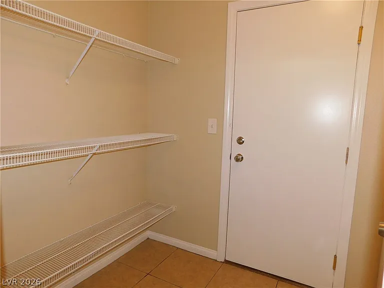 9210 Valley Ranch Ave — Photo 12
