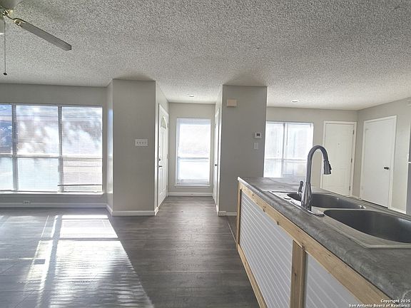 3rd image of 8415 Cranberry Hl #1