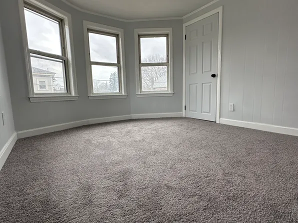 34 Ellis Ave #2, Warren, RI 02885