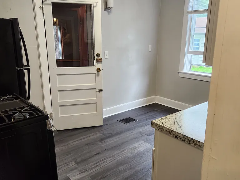 81 Mason Ave #1 — Photo 15