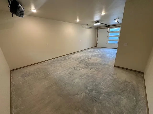 1 car garage