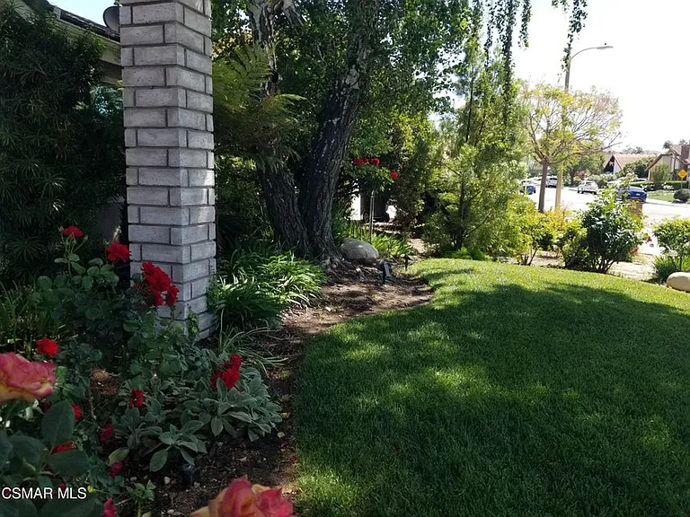 3287 Sierra Dr — Photo 5
