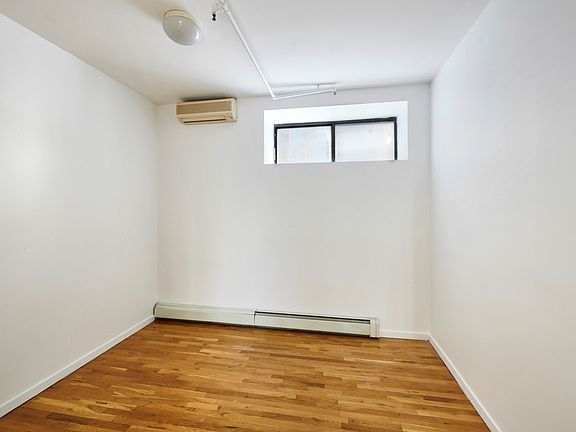 5th image of 17 E 13th St APT 5a