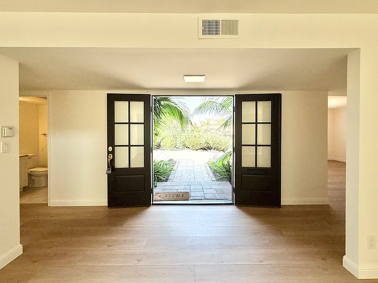 5770 Soledad Mountain Rd — Photo 50