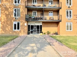 6588 Thornberry Cres, Windsor, ON N8T 2X2