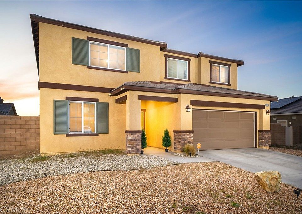1st image of 13946 Camino Cinco St