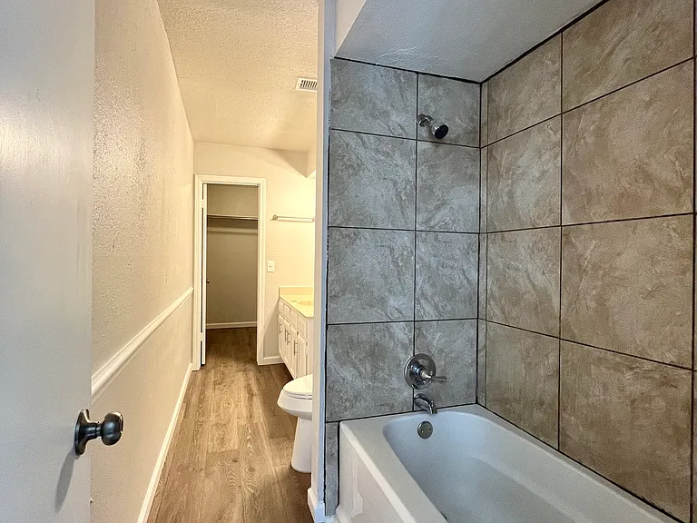 547 NW 137th St #547 — Photo 9