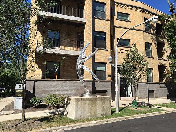2nd image of 3419 N Elaine Pl #17914