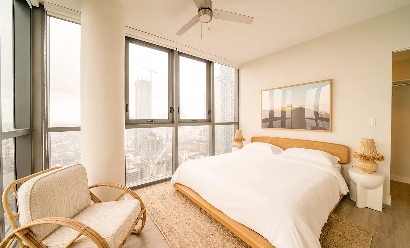 Studio, 340 sqft, $1,875 — Photo 2