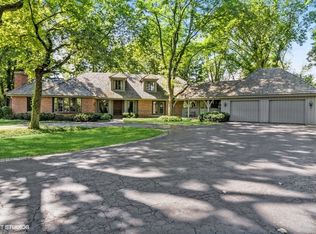 170 Dickens Rd, Northfield, IL 60093