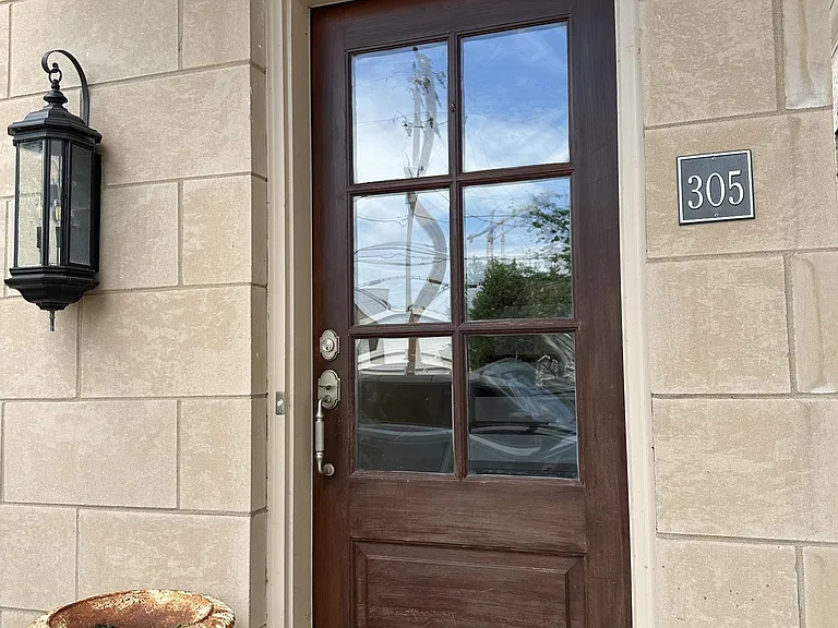 2114 Acklen Ave #305 — Photo 2