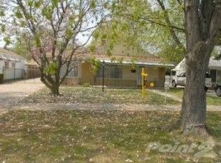 6864 Merrick St, Taylor, MI 48180