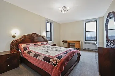 Sold by Avenue Sotheby's International Realty