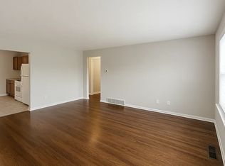 272 Broadmeadows Blvd APT B, Columbus, OH 43214