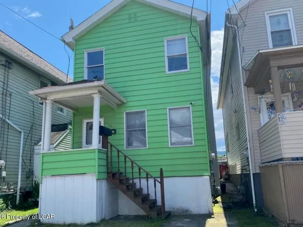 349 Scott St, Wilkes Barre, PA 18702