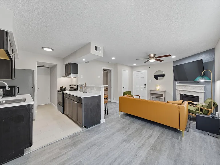 2750 Holly Hall St #508 — Photo 11