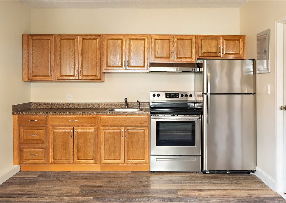 1st image of 995 Massachusetts Ave APT 105