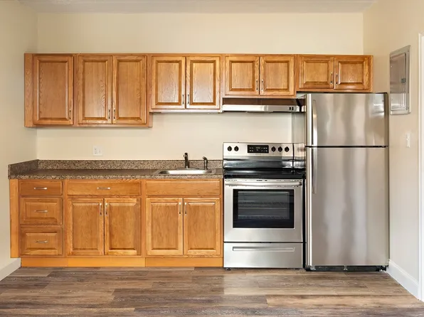 995 Massachusetts Ave APT 105, Arlington, MA 02476