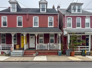 19 Locust St, Lancaster, PA 17602