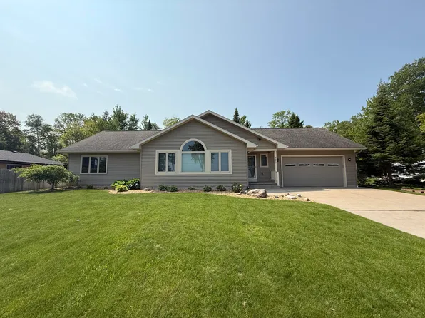 9649 W Shenandoah Ave, Brimley, MI 49715