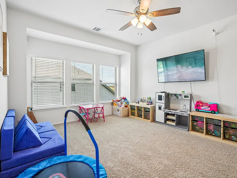 5050 Park Cor — Photo 37