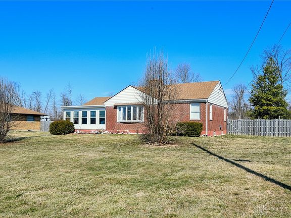 2nd image of 3966 Graham Dr