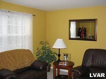 5th image of 109 Woodside Dr