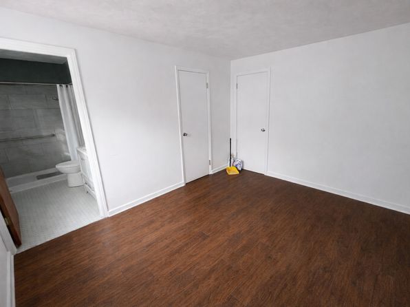 1604 Calloway St ROOM C