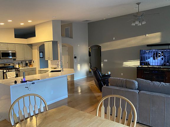 5th image of 1500 Hannah Ct