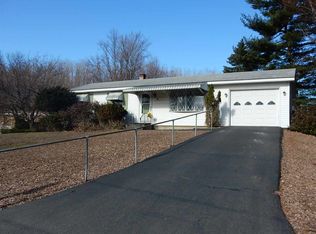 100 Oneida Ave, Troy, NY 12180