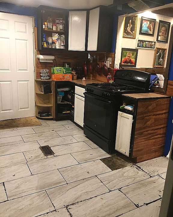 1st image of 44 W South St