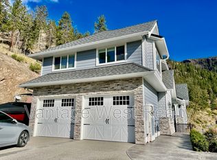 2460 Tallus Heights Dr #1, West Kelowna, BC V4T3M2