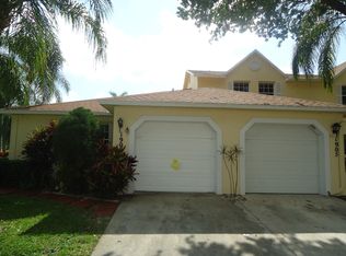1906 Maplewood Dr, Greenacres, FL 33415