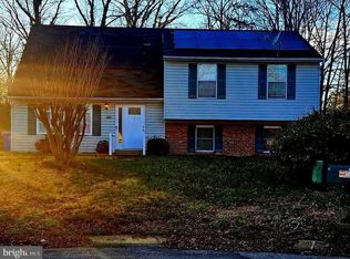 2082 Chapelside Ct, Waldorf, MD 20602