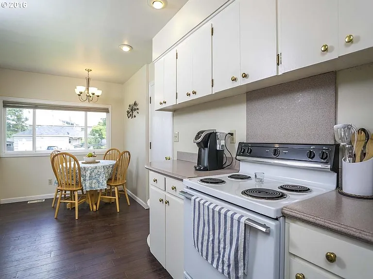 1705 NE 81st Ave — Photo 5