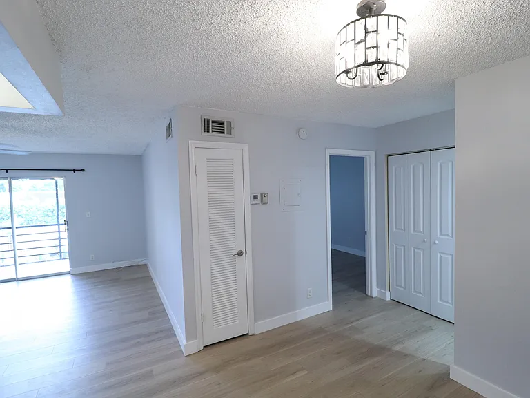 1271 NW 13th St #455E — Photo 8