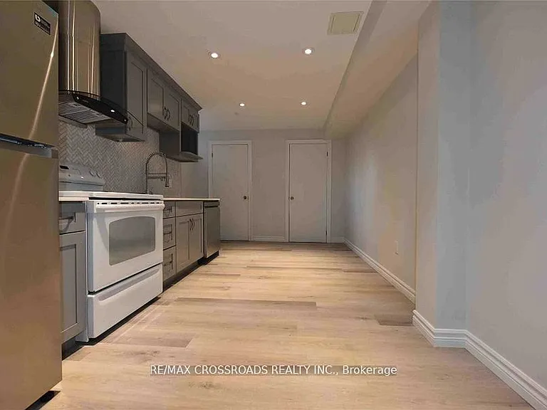782 Cummer Ave #LOWER — Photo 9