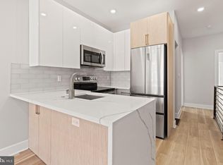 2218 W Seybert St #1, Philadelphia, PA 19121