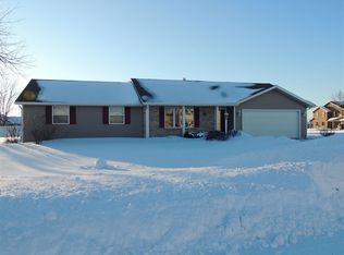 1920 Sagebrush Way, Green Bay, WI 54311