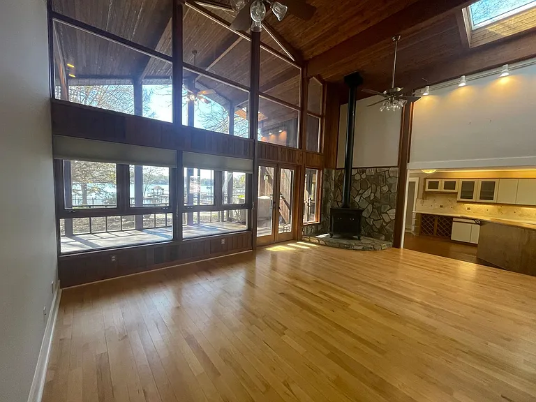 8788 Graham Rd — Photo 6